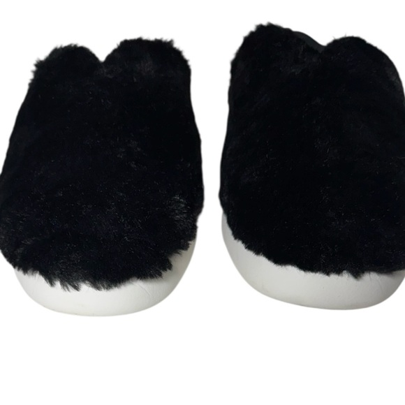Toms Alpargata Mallow Mule Fluff Slippers Black Faux Fur Women's Size 10 NWOT - Picture 4 of 14